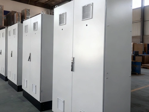 Serie CBES (perfil de acero plegado en cinco secciones)